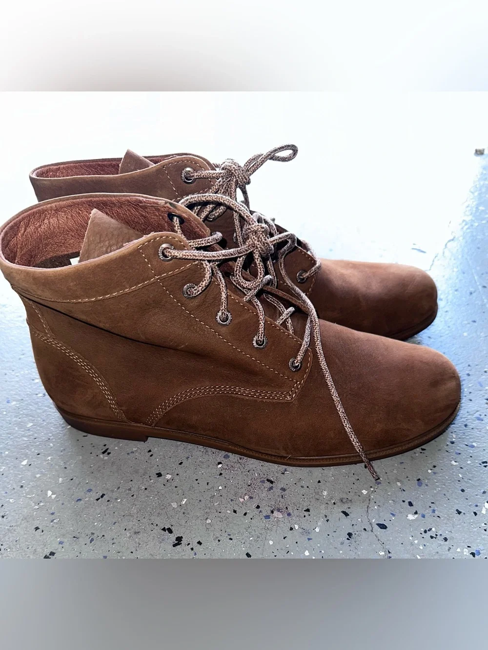 Brown Suede Chukka Lace-Up Boots Women’s Size 10 | Classic Casual Everyday Boots
